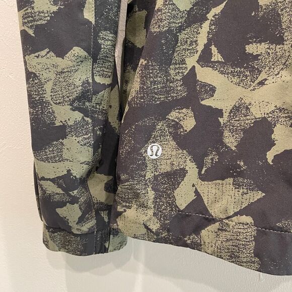 Lululemon Rise & Shine Jacket II - Size: 6 - Picture 8 of 16